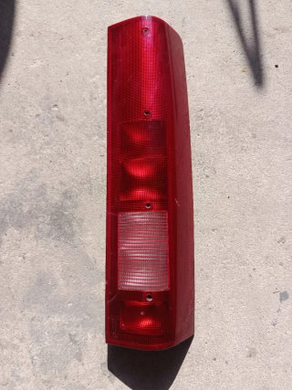 Piloto trasero derech Iveco Daily del 99a 06nuevo