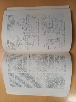 Libros  de fundamentos de Televisión y diccionario