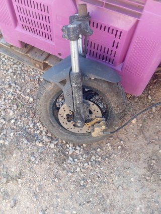 Rueda Delantera Scooter 49cc con Suspensión