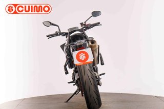 KTM 890 DUKE R