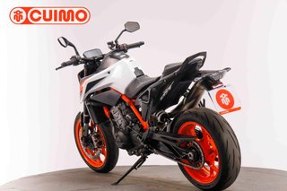 KTM 890 DUKE R