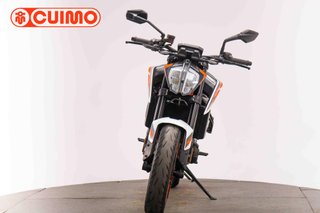 KTM 890 DUKE R