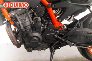 KTM 890 DUKE R
