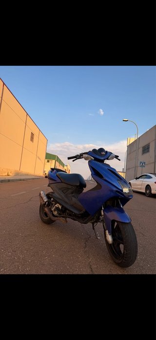 Yamaha aerox de casa