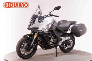 CFMOTO 650 MT