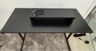 Mesa de Ordenador Bestier con Luz RGB