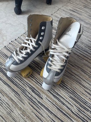 Patines de 4 Ruedas Estilo Clásico Talla 38