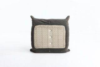 Reposapiés Ligne Roset Togo Marrón