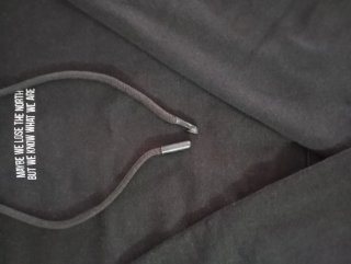 Sudadera con mensaje North