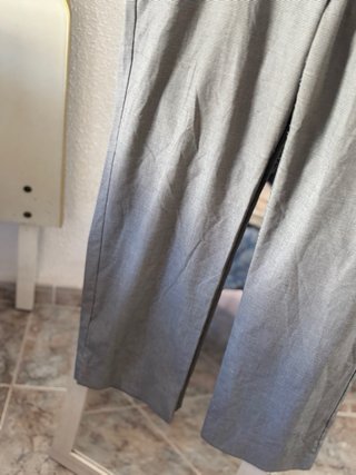 Pantalón ancho gris Zara talla 46