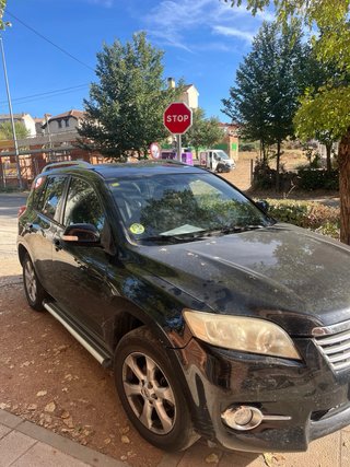 Toyota RAV4 2011