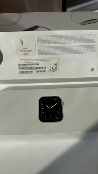 Apple Watch Series 5 44mm Plata/Blanco