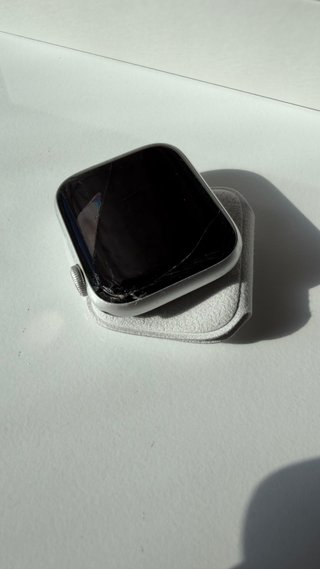 Apple Watch Series 5 44mm Plata/Blanco