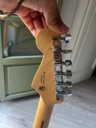 Guitarra Eléctrica Fender MX
