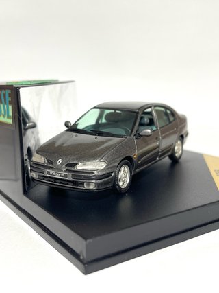 Renault Megane Classic 1/43