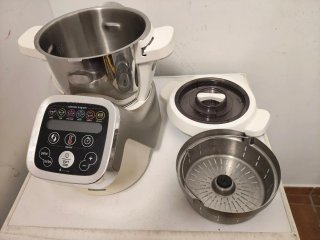 Robot de cocina multifunción Le falta las cuchilla