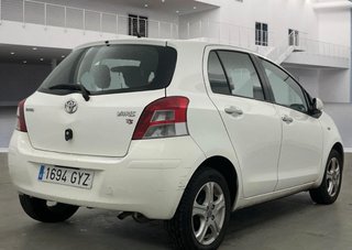 Toyota Yaris 2010