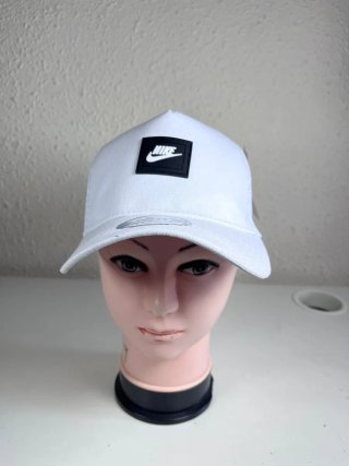 Gorra Nike Blanca