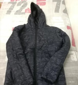 Chaqueta /abrigo ligero con Capucha Talla 16 años