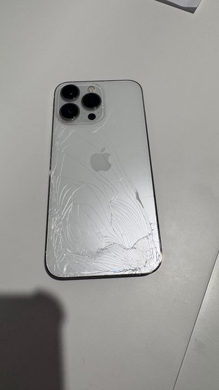iPhone 13 Pro 128GB + Accesorios Apple (leer)