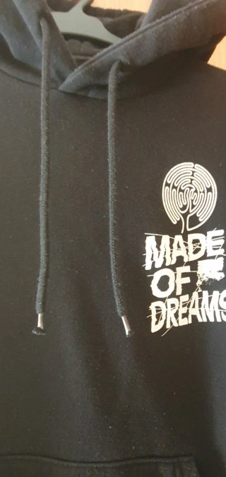 Sudadera Negra con Estampado