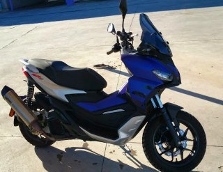 Moto Aprilia SR GT 125