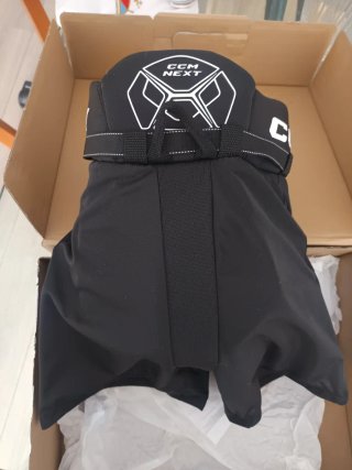 Pantalón de Hockey CCM Next Negro Talla L