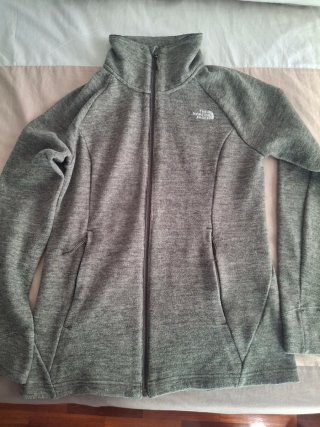 Forro Polar The North Face Gris