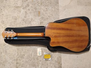 Guitarra Acústica Lag Tramontane T66DC