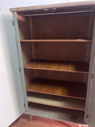 Armario antiguo madera 1m x 0,53 x 1,80m