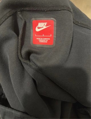 Pantalón Nike Tech Fleece Negro