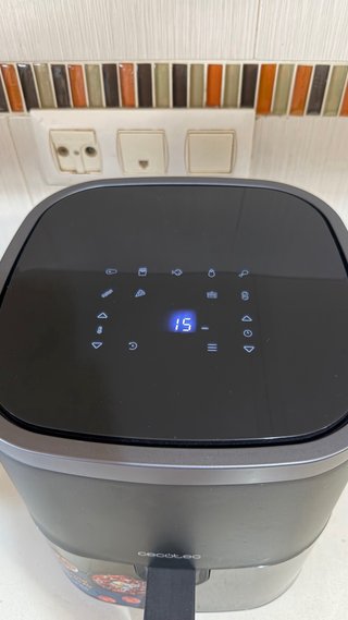 Cecotec Cecofry Air Fryer (prácticamente sin uso)