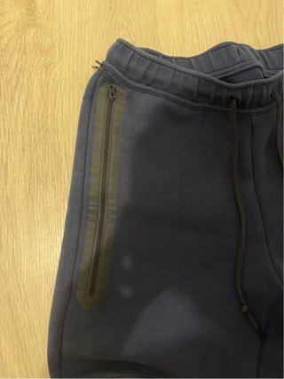 Pantalón Corto Nike Tech Fleece Azul