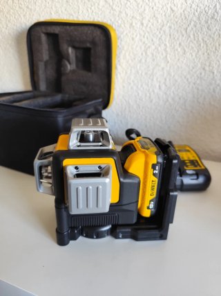 Nivel Láser DeWalt 12 Líneas