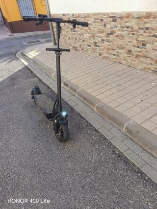 Patinete Eléctrico con Luces LED