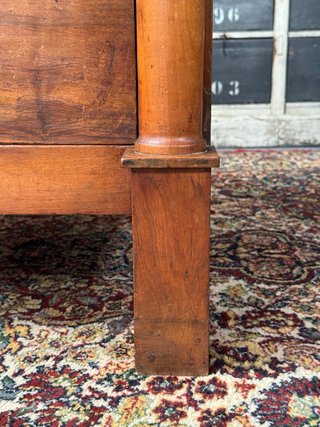 COMODA FRANCESA NOGAL PROVENZAL CARLOS X, 1820.