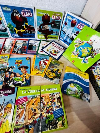 LIBROS INFANTILES VARIADOS en muy buen estado.