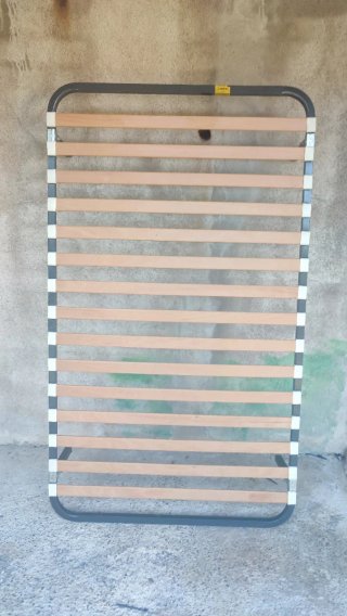 Somier IKEA de láminas