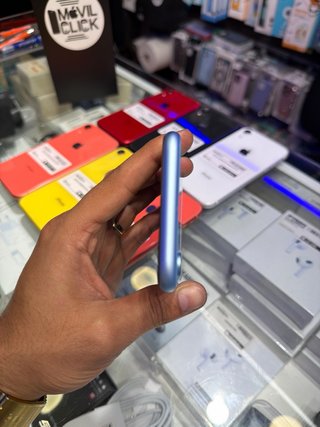 Apple iPhone XR 64GB