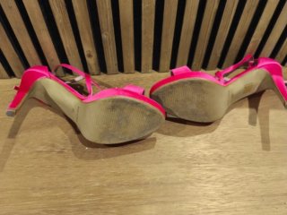 Zapatos de tacón Mimao fucsia