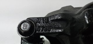PINZA FRENO DELANTERA DERECHA 4B11 60401
