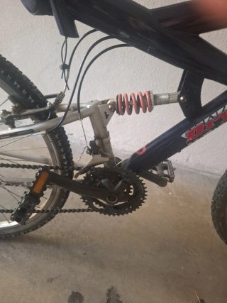Bicicleta de Montaña Doble Suspensión