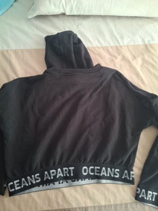 Sudadera Oceans Apart Negra