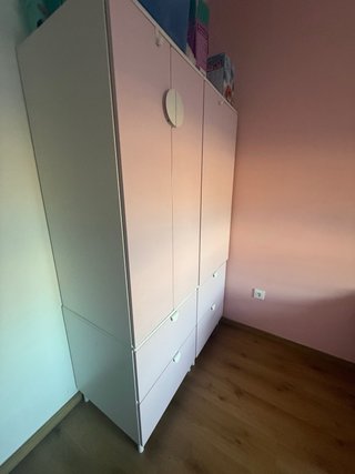 Armario, mesita y cajón Smastad Ikea