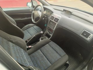 Peugeot 307 2004