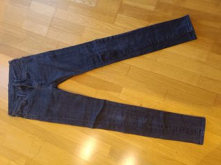 Pantalón Levi's negro, gris . Talla w28 -l34