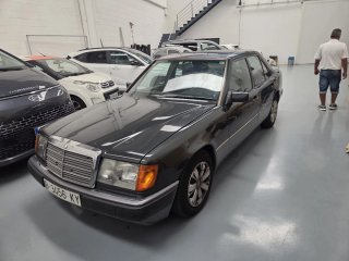 Mercedes-Benz Clase E 1993