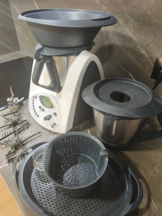 Thermomix TM31 con accesorios