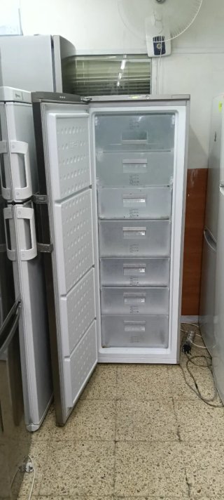 Congelador Vertical Acero Inoxidable Teka no Frost