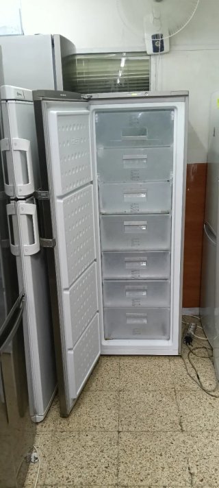 Congelador Vertical Acero Inoxidable Teka no Frost
